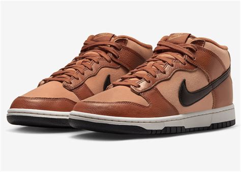 nike dunk mid brown